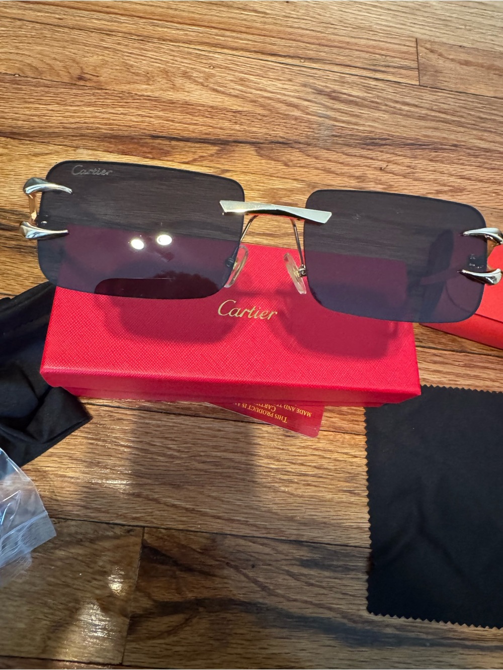 Cartier Rimless Sunglasses - Dark and Tinted Lenses with Gold Hardware - Picture 5 of 7